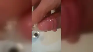 Lean Guy Works His Shaft to a Quick Finish