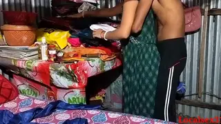 Curvy Indian Couple Fucks Passionately on Webcam