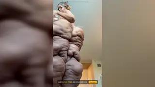 Ebony BBW Flaunts Her Massive Round Ass
