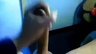 Solo Guy Strokes to a Messy Finish on Camera