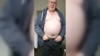 Mature Bear Pleasures Himself in Locker Room