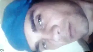 Amateur Hunk Jerks Off in Close-Up Solo