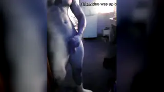 Amateur Performer Shows Off in Brief Solo Clip