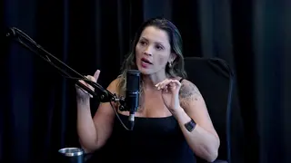 Tattooed Latina Strokes Boyfriend in Outdoor Casting