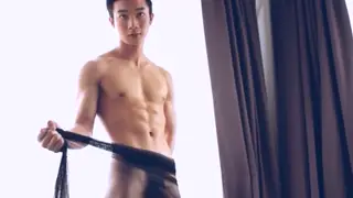 Thai Twink Shows Off in a Solo Session
