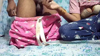Indian Mature Couple Fuck Outdoors in Doggystyle