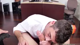 Hairy Muscular Stud Gets Examined and Blown at the Desk