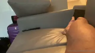 Muscle Couple Goes Raw in Passionate Bareback Encounter