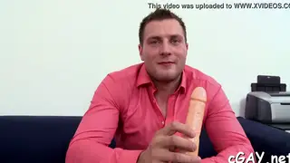 Amateur Pair Explores Gay Pleasure in Short Clip