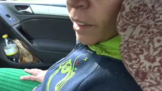 Turkish Amateur Picked Up for Car Sex Outdoors