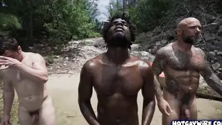 Three Muscular Men Share an Interracial Threesome