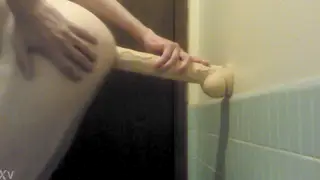 Solo Guy Drives Deep With a Thick Dildo