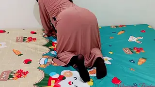 Curvy Indian Wife Takes Creampie in Missionary