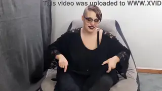 Pregnant BBW Shows Off Her Deepthroat Skills in POV