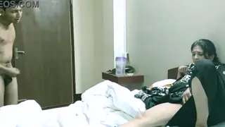 Amateur Wife Takes Anal Creampie in Rough Home Session
