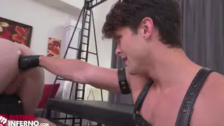 Muscular Bondage Master Fists a Tattooed Sub