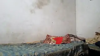 Indian Girlfriend Rides Her Lover in Homemade Clip