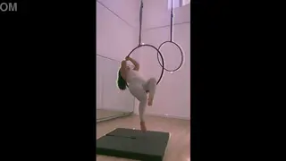 Curvy Asian Dancer Shows Off Pole Skills in Heels