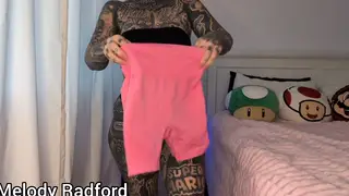 Tattooed MILF Reveals Lingerie Under Gym Tights