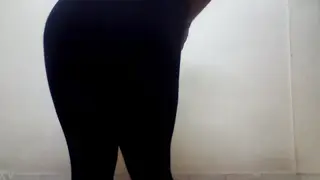Indian Stud Shows Off Heavy Cheeks Solo