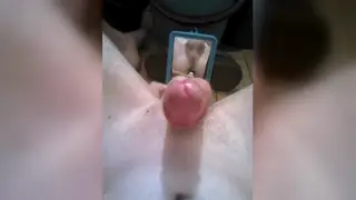 Amateur Guy Uses a Pen for Anal Play and Hands-Free Climax