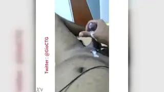 Latino Guys Share Oral Pleasure and Handjob