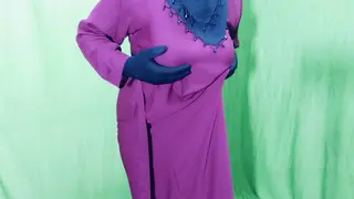 Indian Hijabi Wife Shares Oral Pleasure in a 69