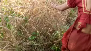 Indian Wife Squirts Outdoors During Passionate Pussy Licking