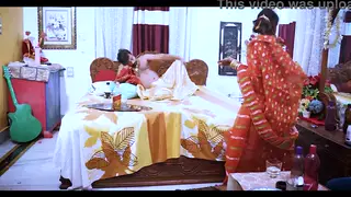 Indian Wife in Saree Enjoys Creampie and Deepthroat