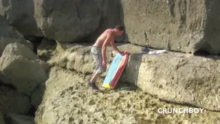 Muscular Twink Performs Outdoor Webcam Show on Beach