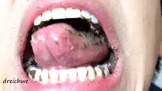 Muscular Latino Explores Mouth Fetish Over Breakfast