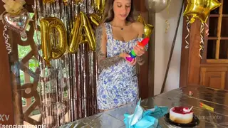 Busty Latina Enjoys Gloryhole Surprise With Stranger