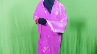 Indian Wife in Hijab Gives Deep Blowjob to Lover