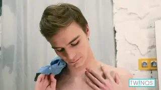 Blonde Twink Fingers Hole and Rides Toy to Cumshot