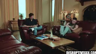 Muscular Jock Guides a Twink Through His First Gay Encounter
