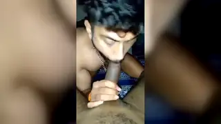Indian Performer Shows Off in Amateur Clip