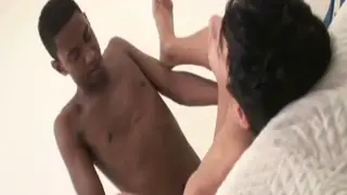 Amateur Guy Takes a Deep Fuck on Camera