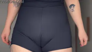 Gym Coach Teases Cameltoe in Tight POV Workout