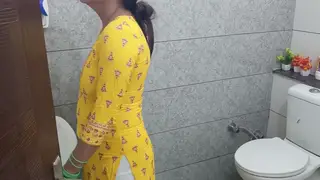 Indian Stepmom Creampied by Stepson in Bathroom