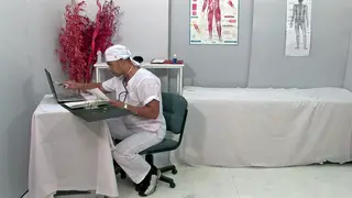 European Doctor Barebacks a Muscular Twink in His Office