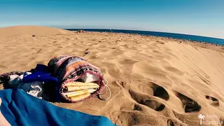 Amateur Teen Performs Risky Beach Blowjob With Facial