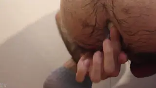 Amateur Stretches Wide With a Heavy Round Toy