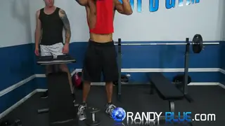 Black Amateur Tries Anal for First Time