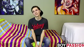 Twink Edges Himself to Explosive Finish in Bedroom