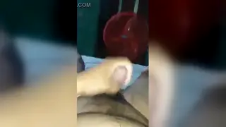 Slender Guy Gives Oral Pleasure on Cam