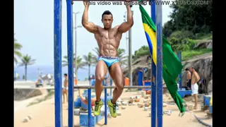 Muscular Amateurs Share an Intimate Weekend Session