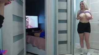 Blonde Stepdaughter Spies on Stepdad Then Masturbates