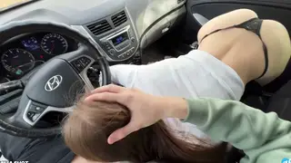 Euro Babe Trades a Ride for Raw Car Sex