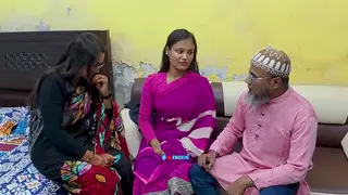 Bangladeshi Amateur Couple Fucks in Homemade Clip