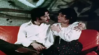 Vintage Reel Unfolds a Slow-Burn Encounter